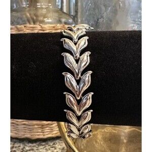 Vintage Crown Trifari Silver Tone Leaf Link Bracelet 1960s | Brushed Finish
